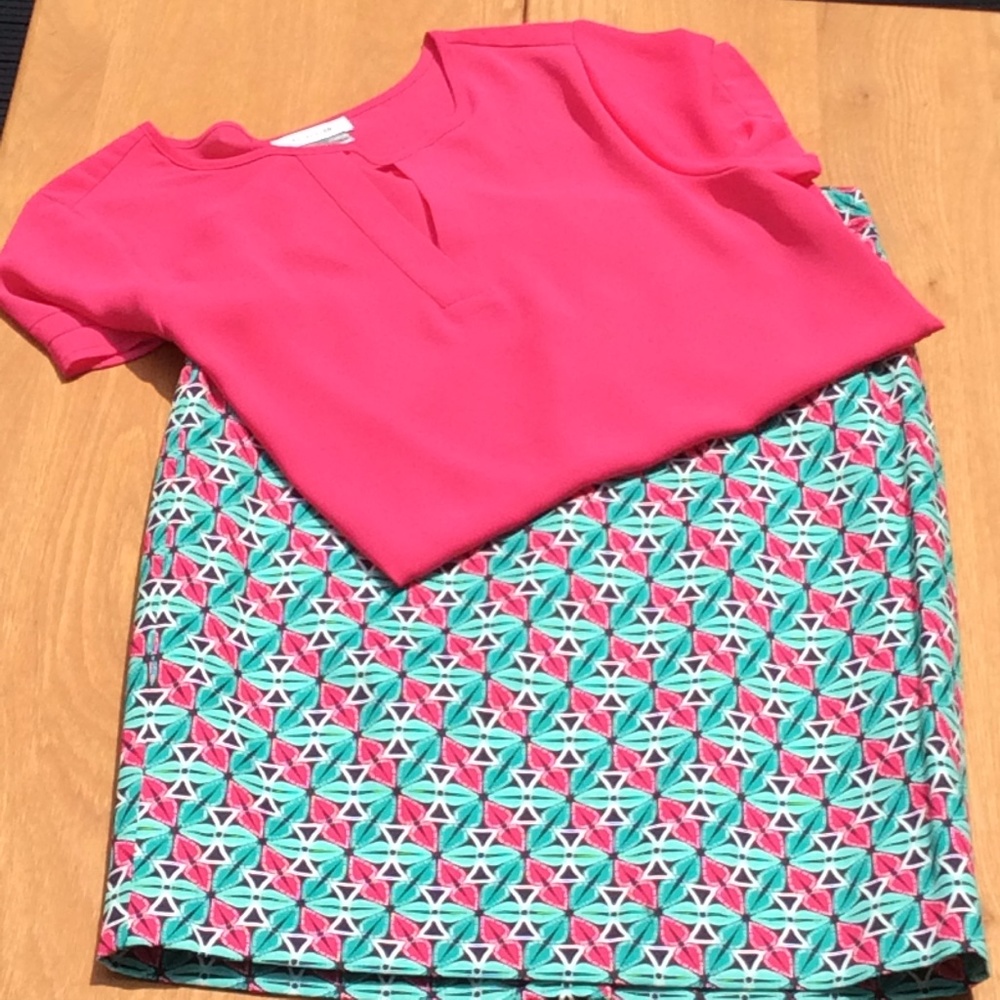 NWT Van Heusen Short sleeve hot pink caree…